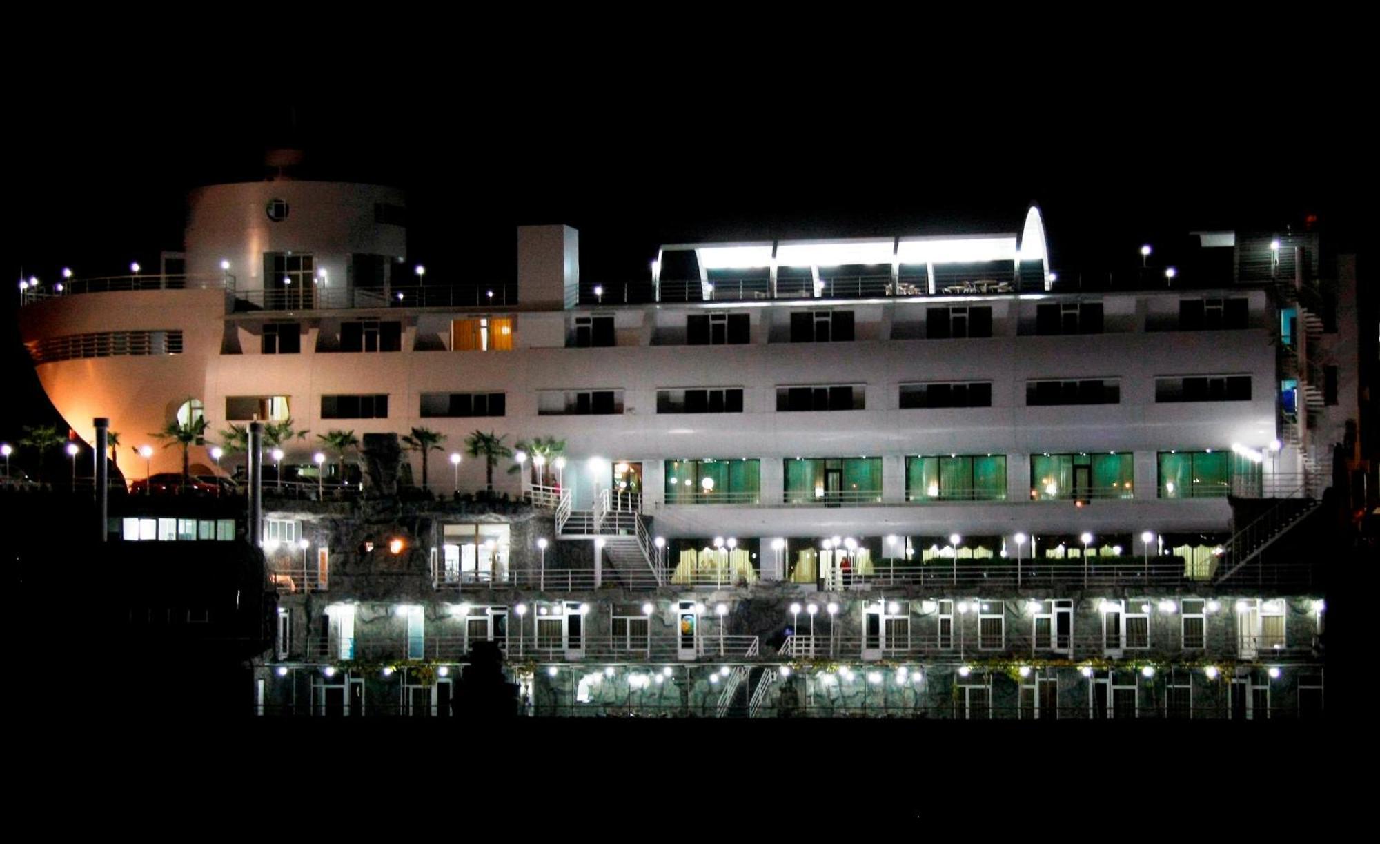 Cruise Hotel 트빌리시 외부 사진