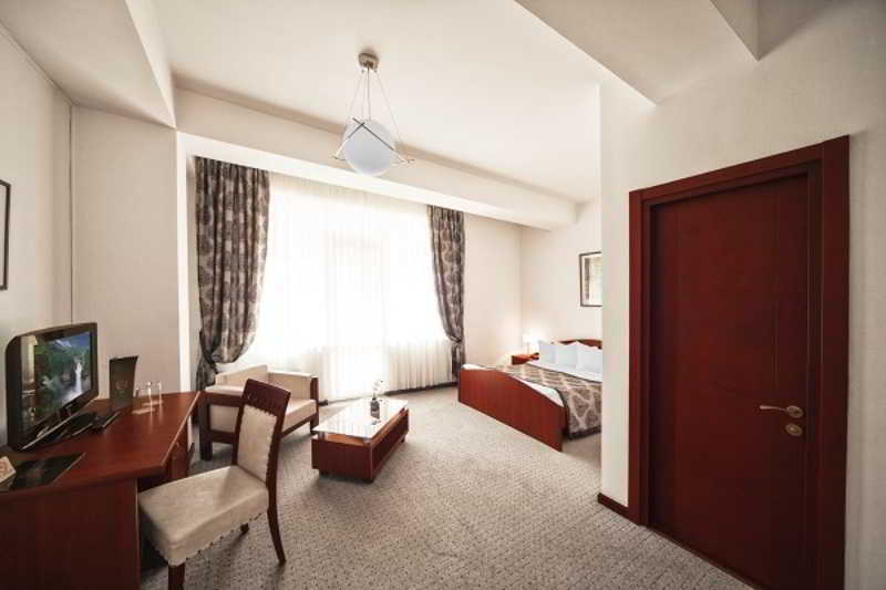 Cruise Hotel 트빌리시 외부 사진