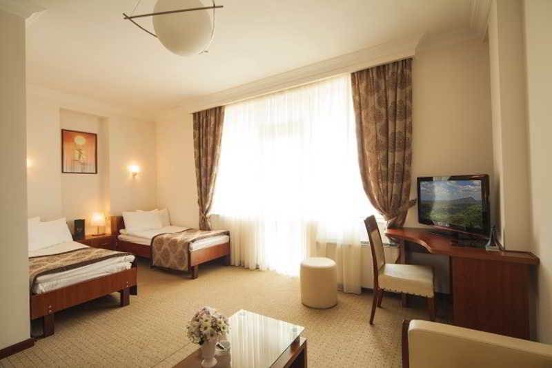 Cruise Hotel 트빌리시 외부 사진